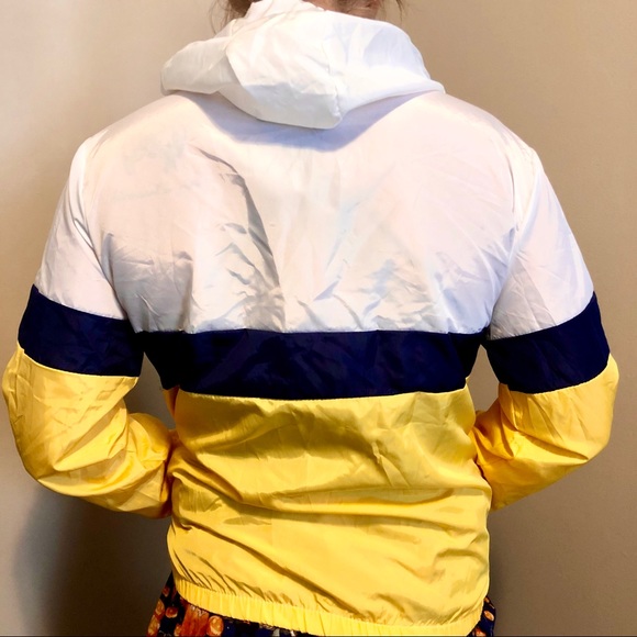 Sport Windbreaker - Picture 2 of 2